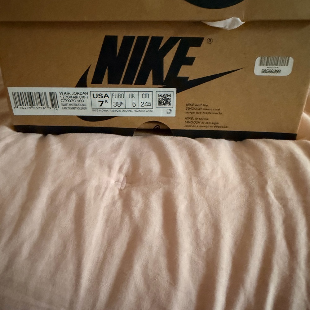 Nike Air Jordan Zoom - Cream & Black - Picture 5 of 5